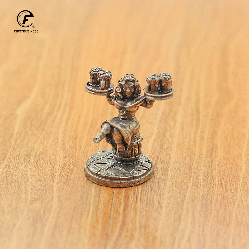 Vintage White Brass Miniature  - Board Game Vintage 评论和价格